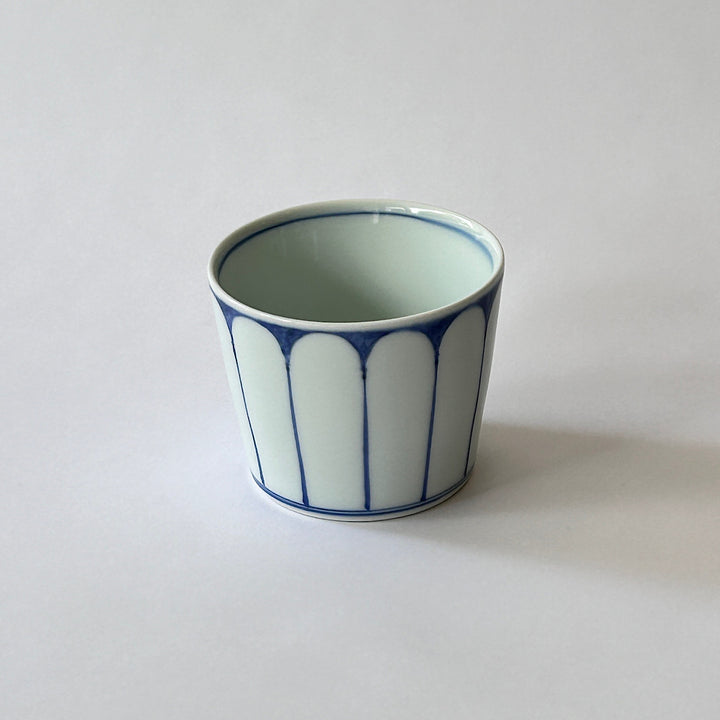 Blue and white soba sake cup