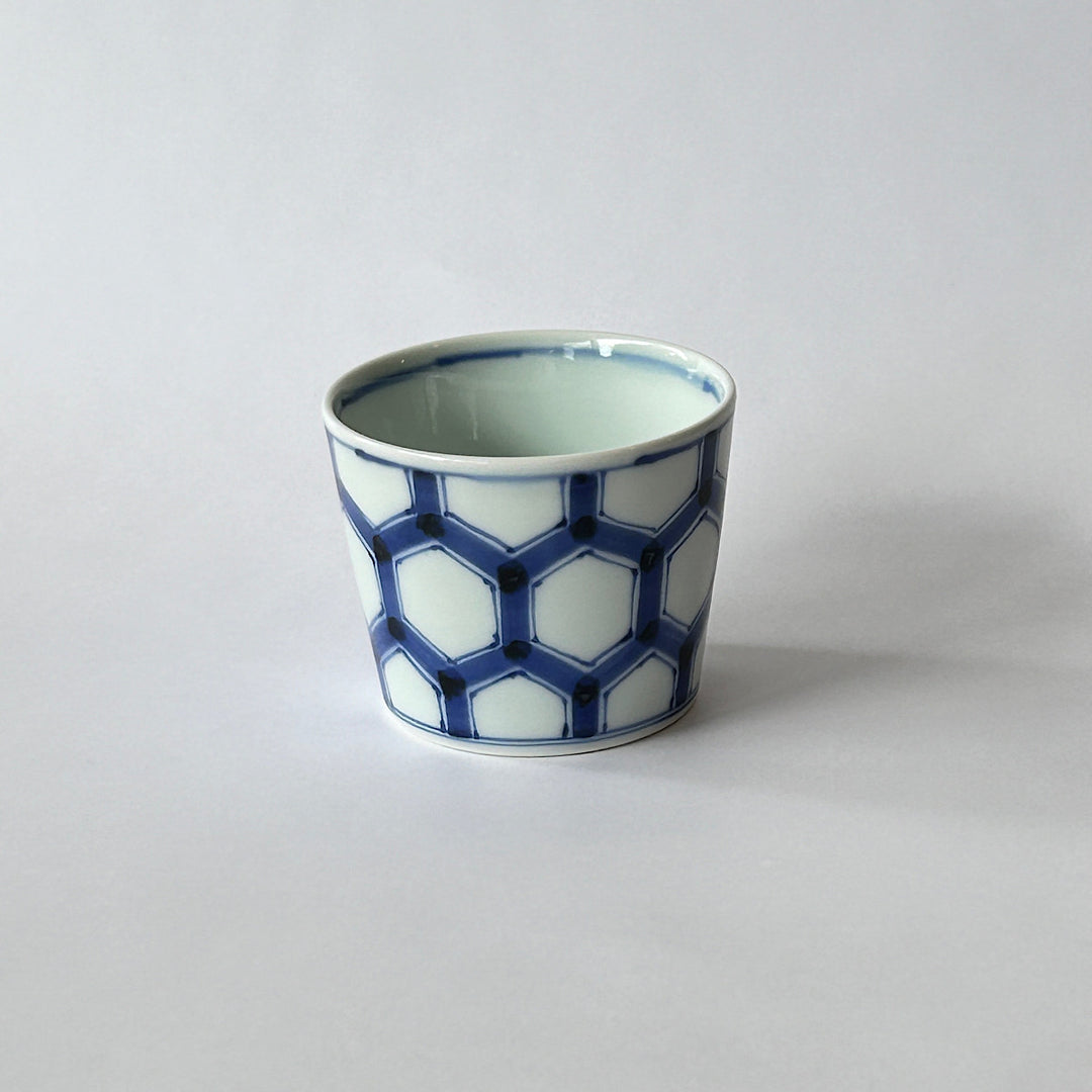 Blue and white soba sake cup