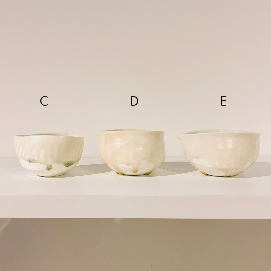 Flowing color katakuchi sake server