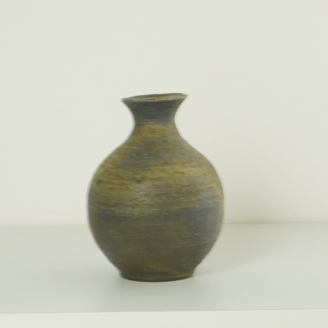 Sake bottle 89
