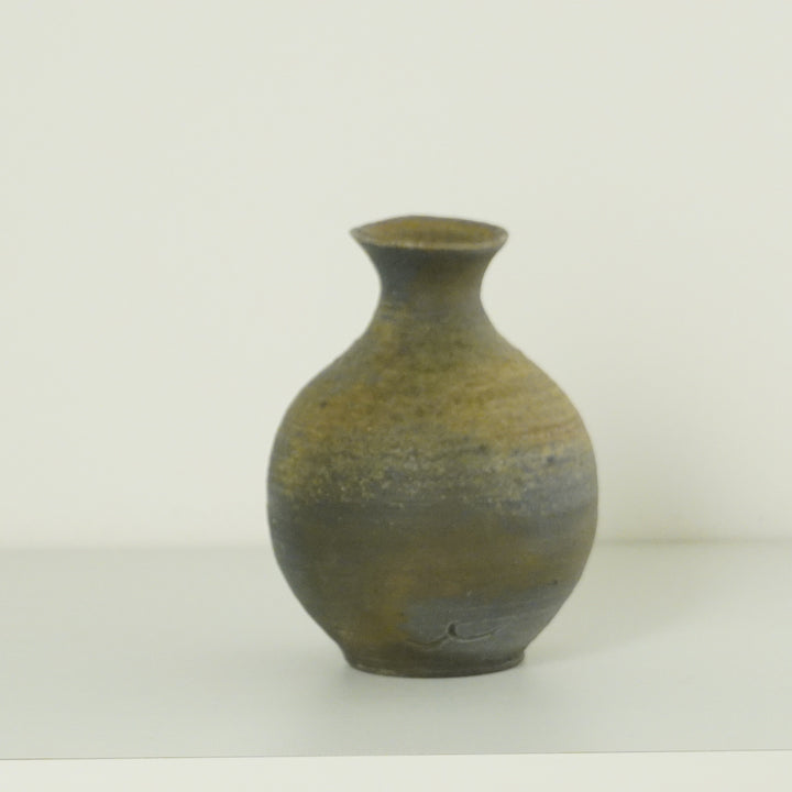 Sake bottle 89