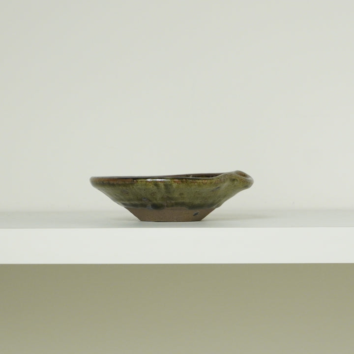 Kasagake Spouted Shallow Bowl
