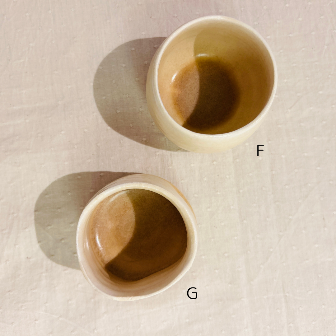 Flowing color sake cup