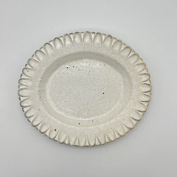 Small chrysanthemum oval plate