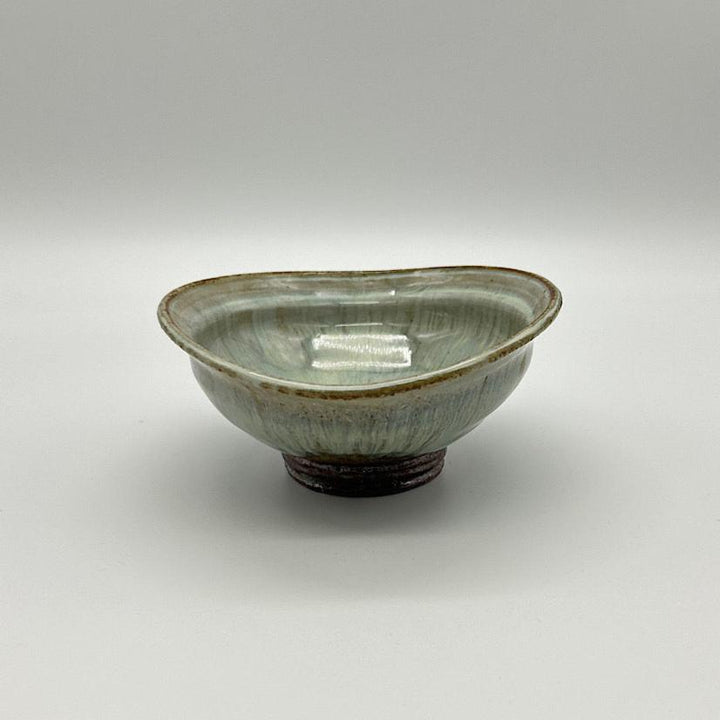 Straw-ash glaze oval small bowl