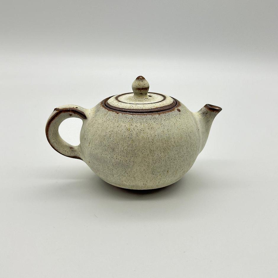 Round teapot (Nostalgia)