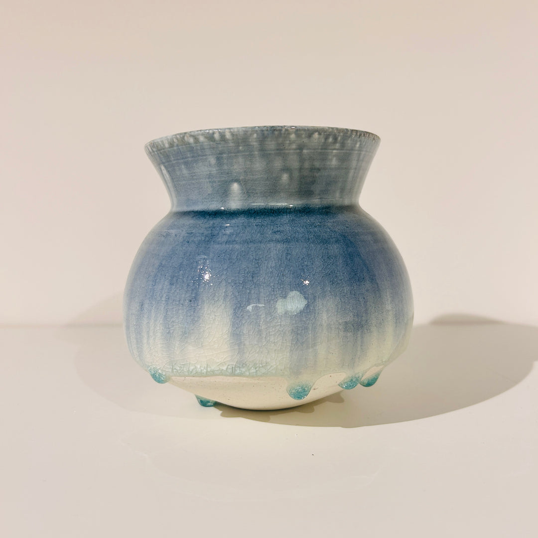 Flowing Flower Vase Yayoi Style