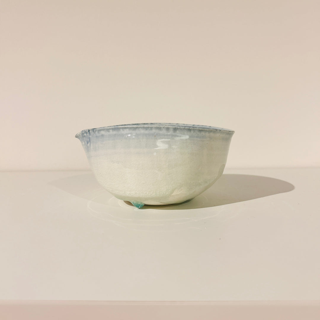 Flowing color katakuchi sake server