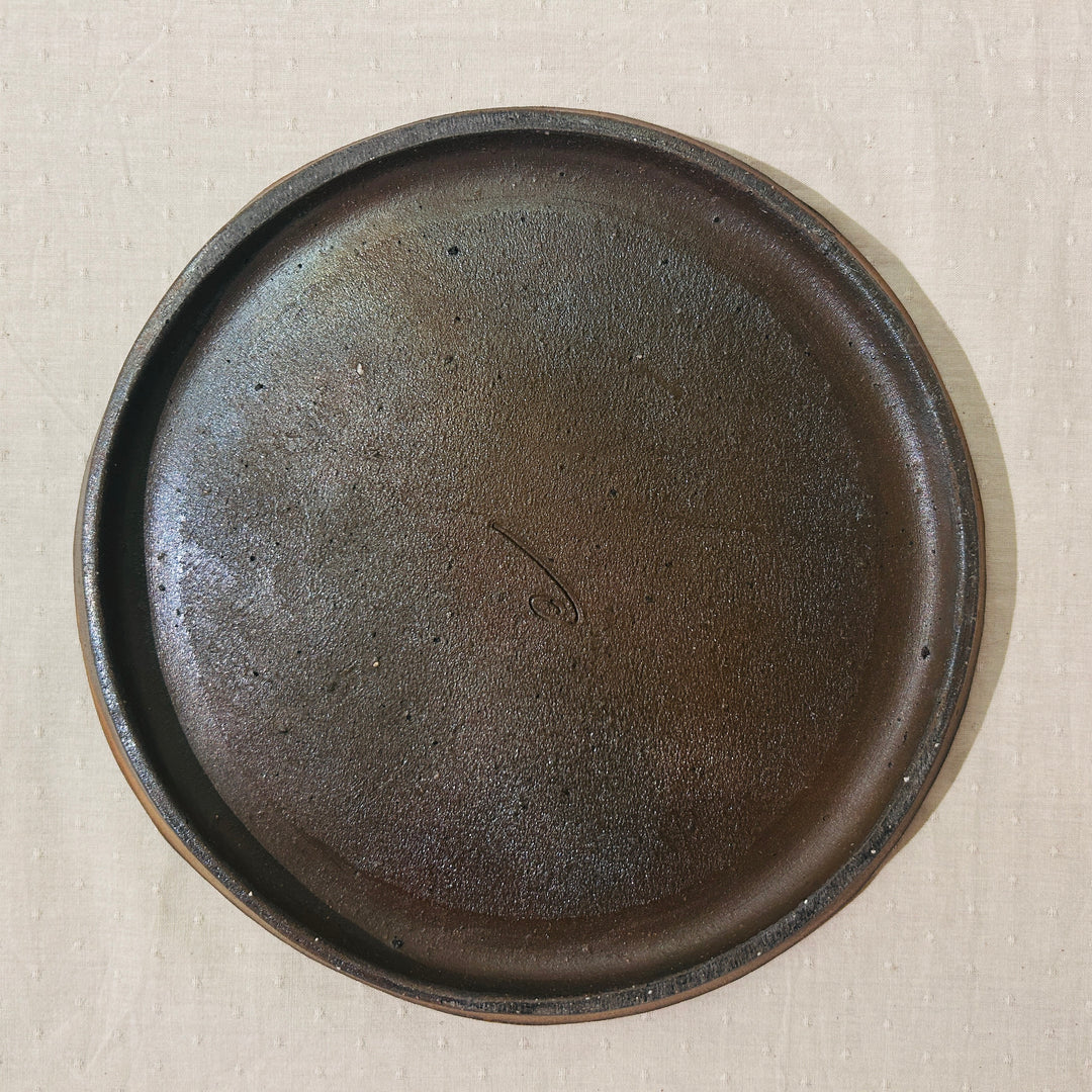 middole-sized plain plate 43