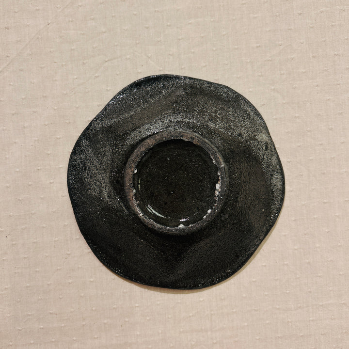 Nanban black celadon flower plate 8