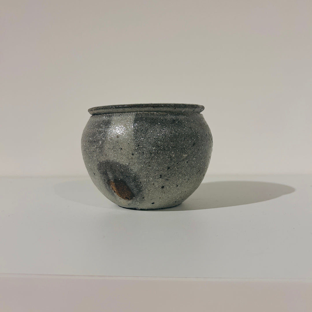 粉引蓋物117