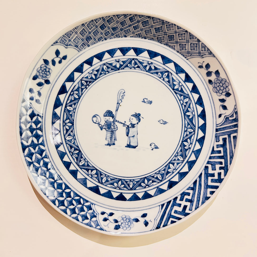 Large plate: Romance of the Three Kingdoms, Liu Bei and Guan Yu braided