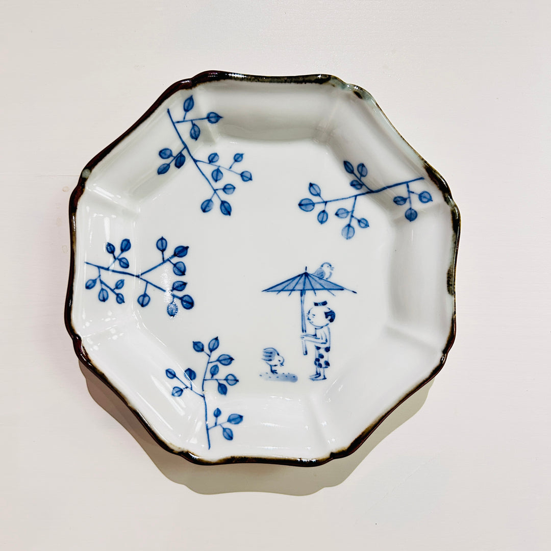 Octagonal small plate to umbrella
