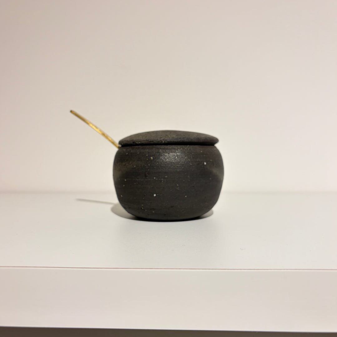 焼き締めシュガーポット