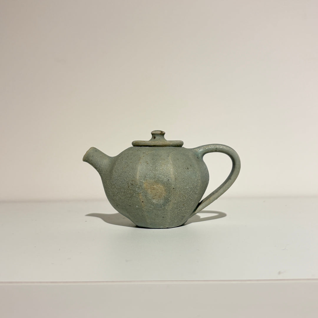 白土南蛮青磁面取りティーポット