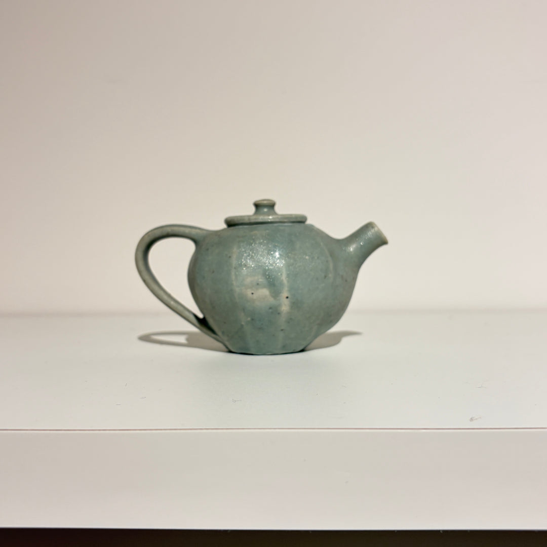 白土南蛮青磁面取りティーポット