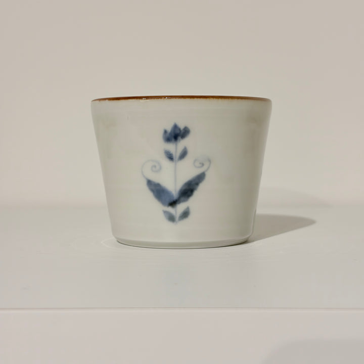 Blue and white/colored soba cup