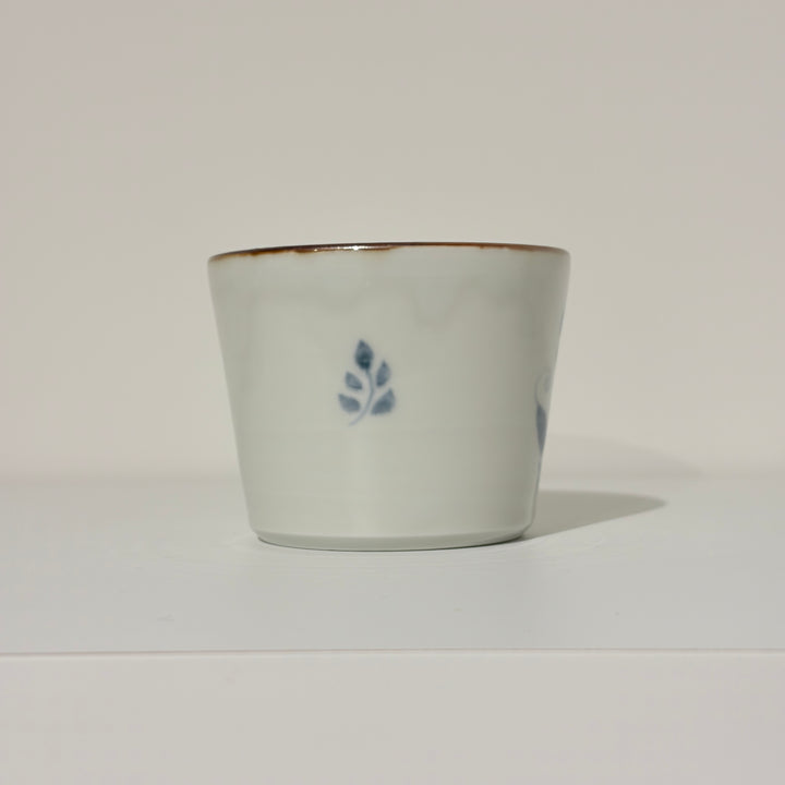 Blue and white/colored soba cup