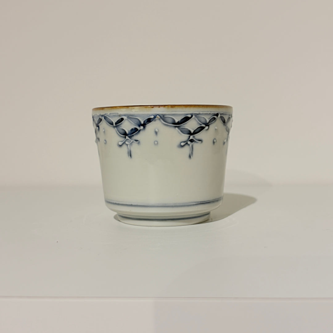 Blue and white/colored soba cup