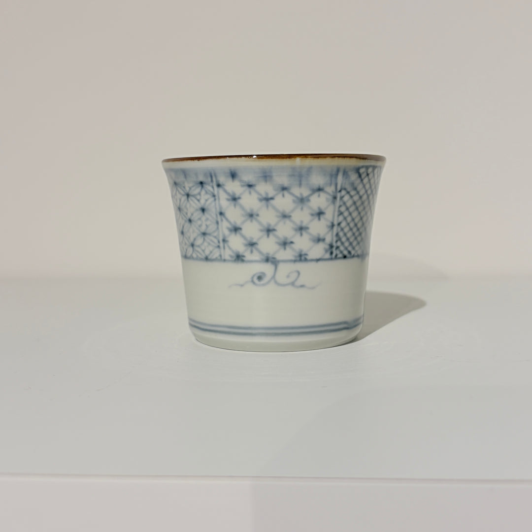 Blue and white/colored soba cup