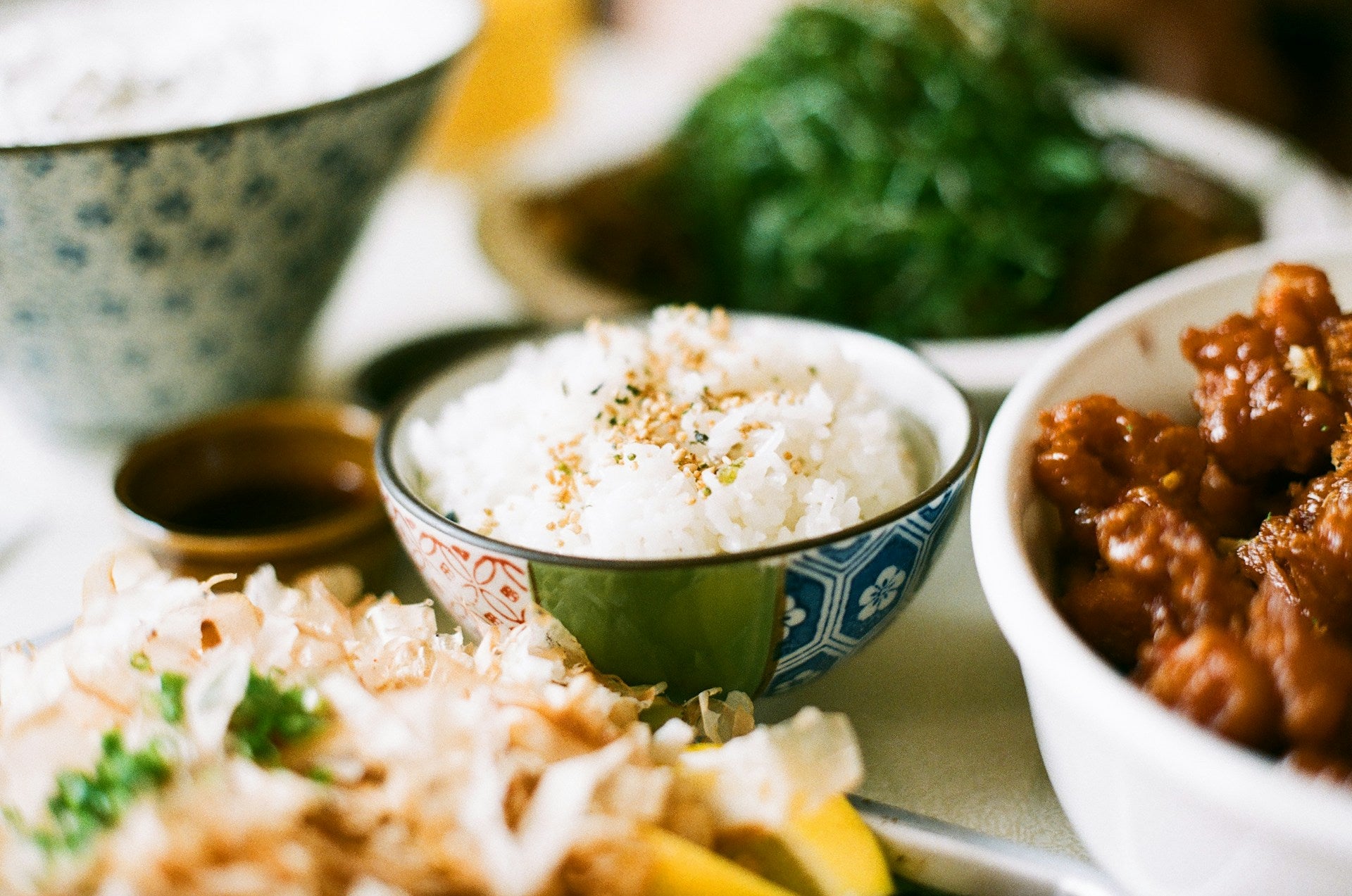 IRODORI TABLE ｜ 全国から集めた作家ものの和食器や雑貨を販売する